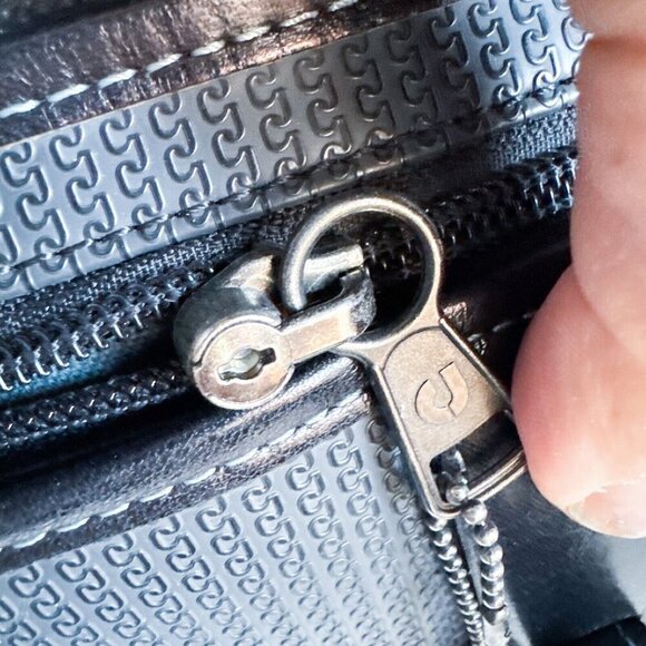 Vintage Charles Jourdan Sportif Textured Rectangular Crossbody Bag - Picture 9 of 10